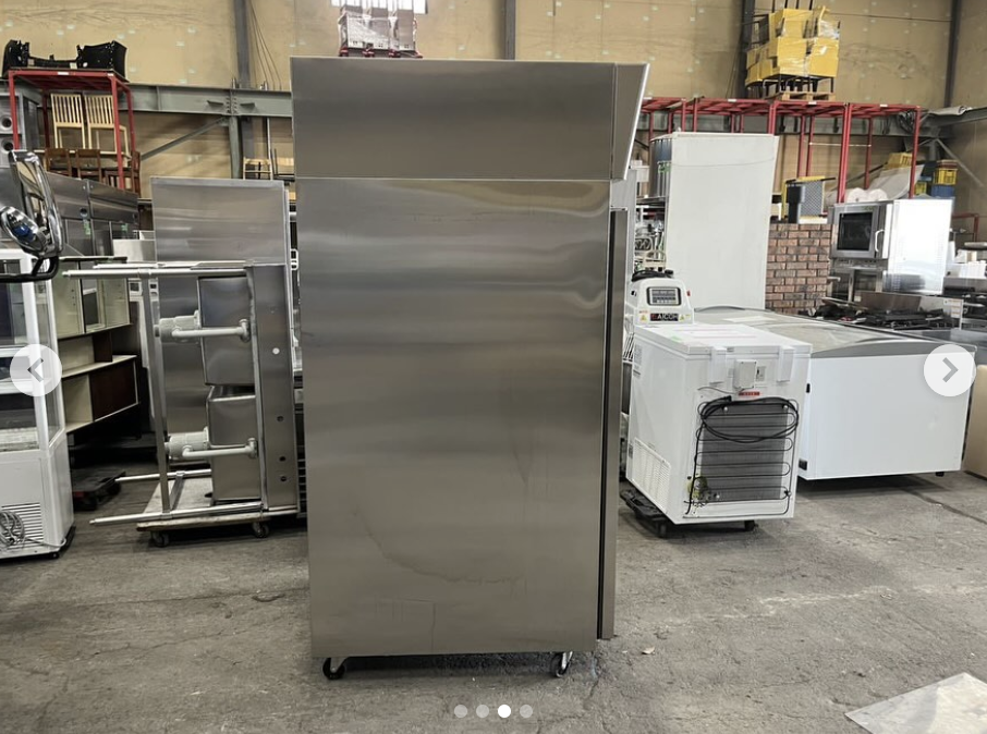 中古厨房機器入荷情報‼️共立プラント工業株式会社　ホイロ　PN-3211側面写真