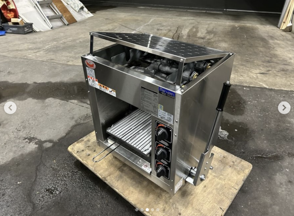 中古厨房機器入荷情報‼️マルゼン上火式グリラー　MGK-054UB斜め写真