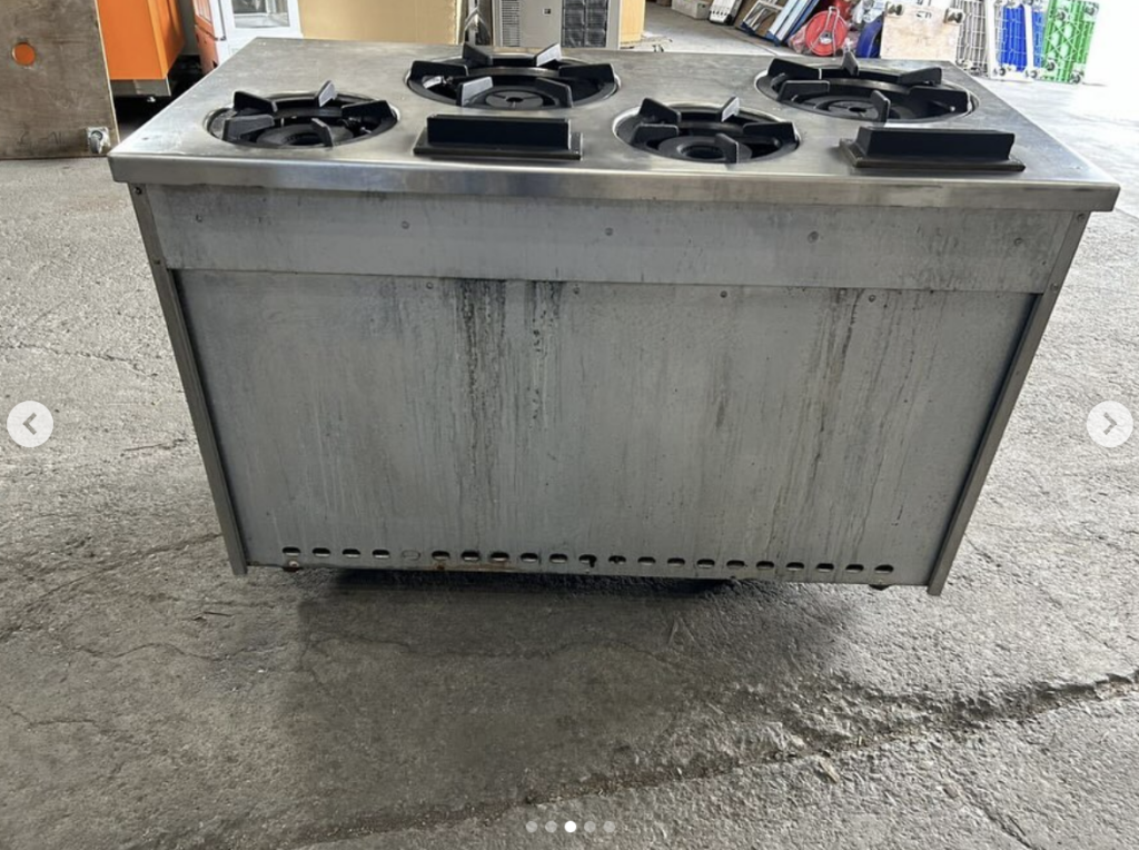 中古厨房機器入荷情報‼️タニコー　4口ガスコンロオーブン付き　NR1222都市ガス　業務用幅1200×奥行600×高さ800mm背面写真