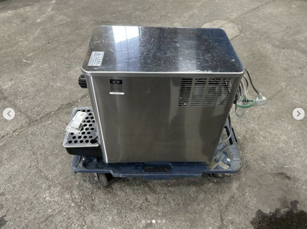 中古厨房機器入荷情報‼️ホシザキ生ビールサーバー層工面写真