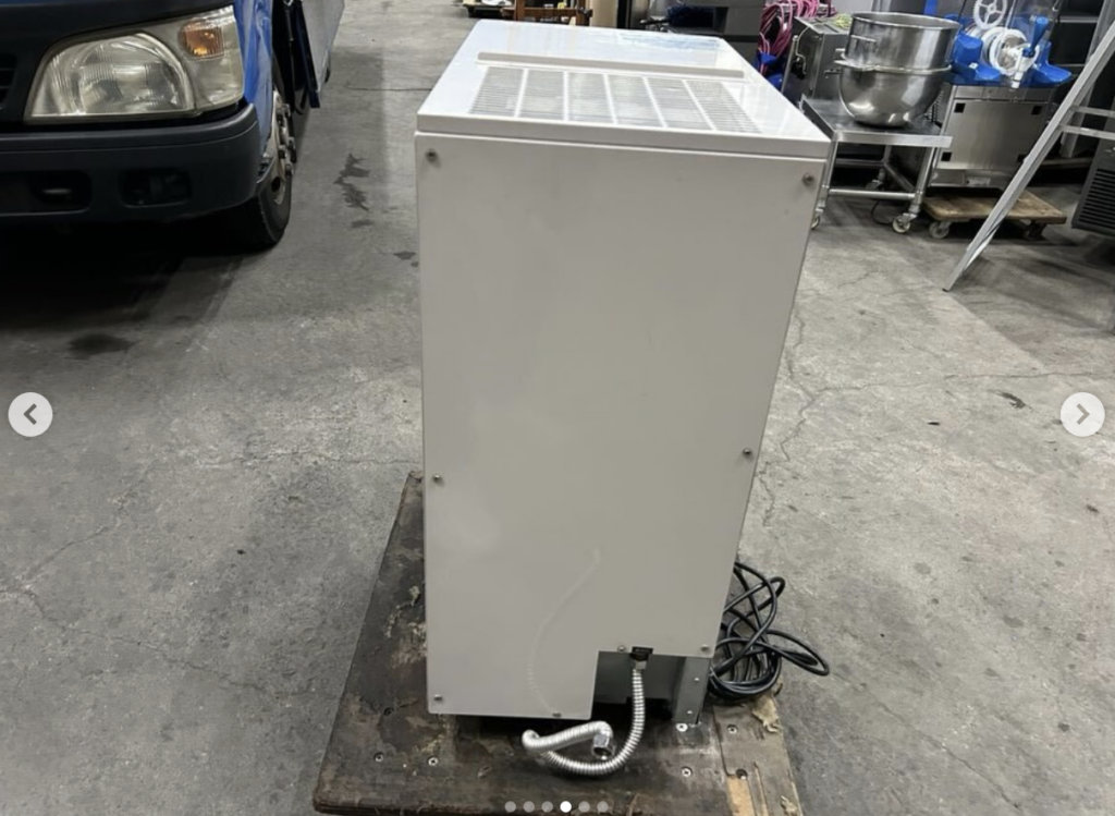 中古厨房機器入荷情報‼️パナソニック　チップアイスディスペンサー SIM-CD125VA背面写真